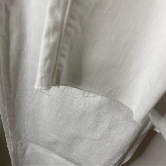 J. Crew 10" highest-rise toothpick jean in white size 35 - Picture 11 of 13